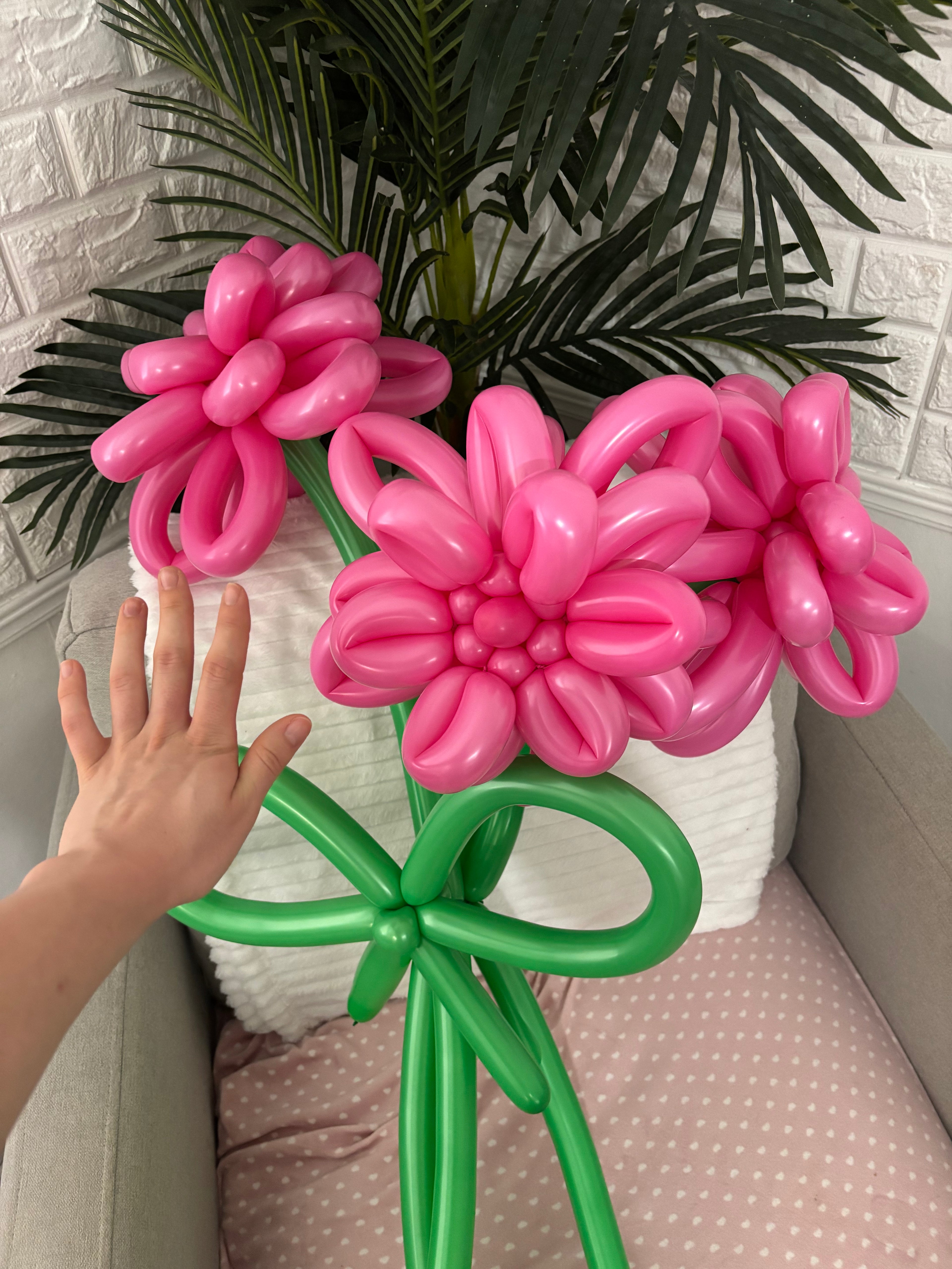 Big flowers balloon bouquet
