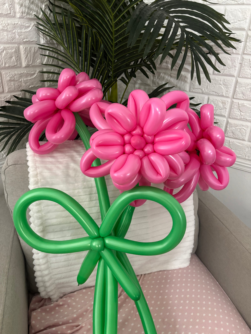 Big flowers balloon bouquet